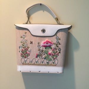 Vintage embroidered handbag wooden bottom …